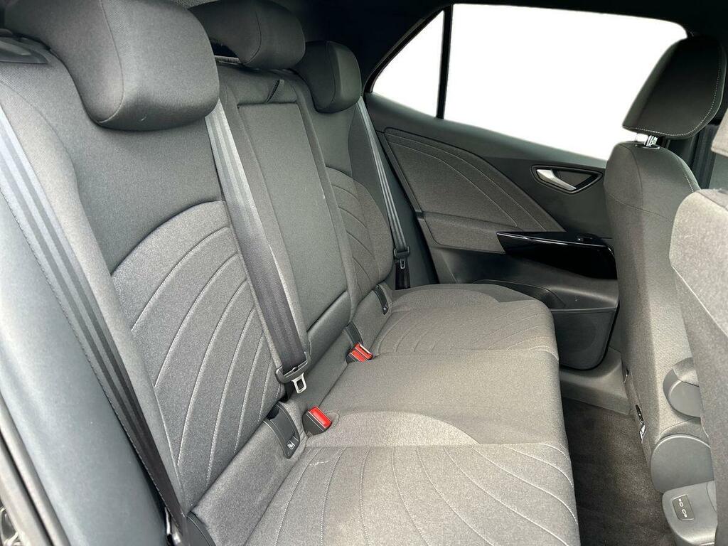 Volkswagen ID.3 Pro 59Kwh Match CA75LNU Black #4