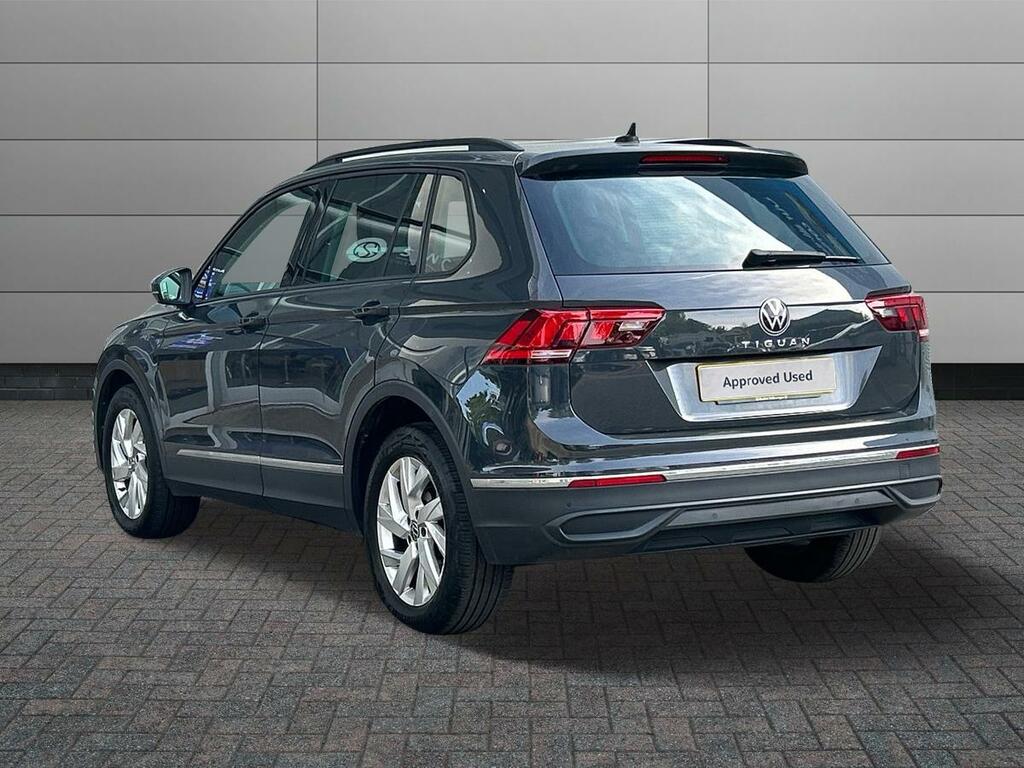 Volkswagen Tiguan 1.5 Tsi Life Euro 6 Ss CA23UYO Grey #2