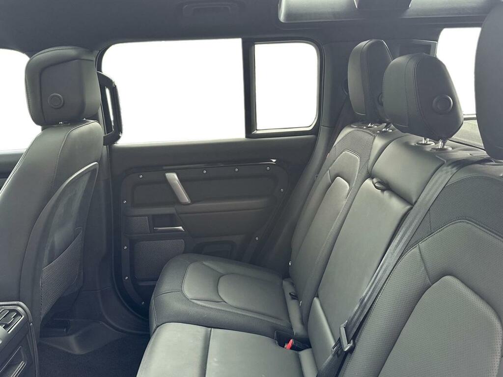 Land Rover Defender 110 3.0 D300 Mhev X-dynamic Hse 4Wd Euro 6 Ss CP73JZN Black #4