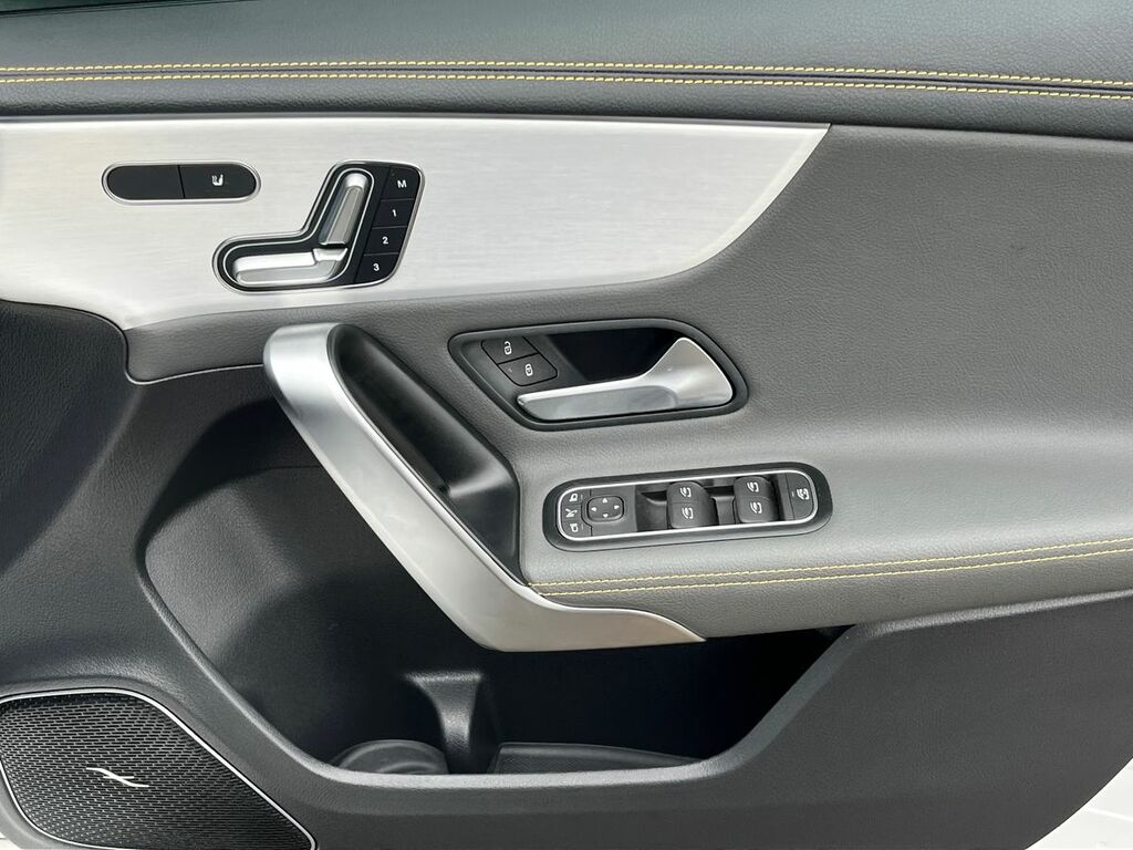 Mercedes-Benz A Class 1.4 A140 Elegance Swb Hatchback Silver #38