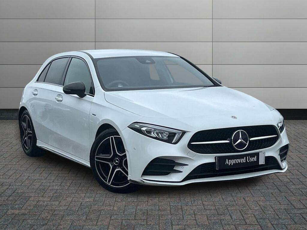 Mercedes-Benz A Class 1.3 A200 Amg Line Edition Premium 7G-dct Euro 6 White