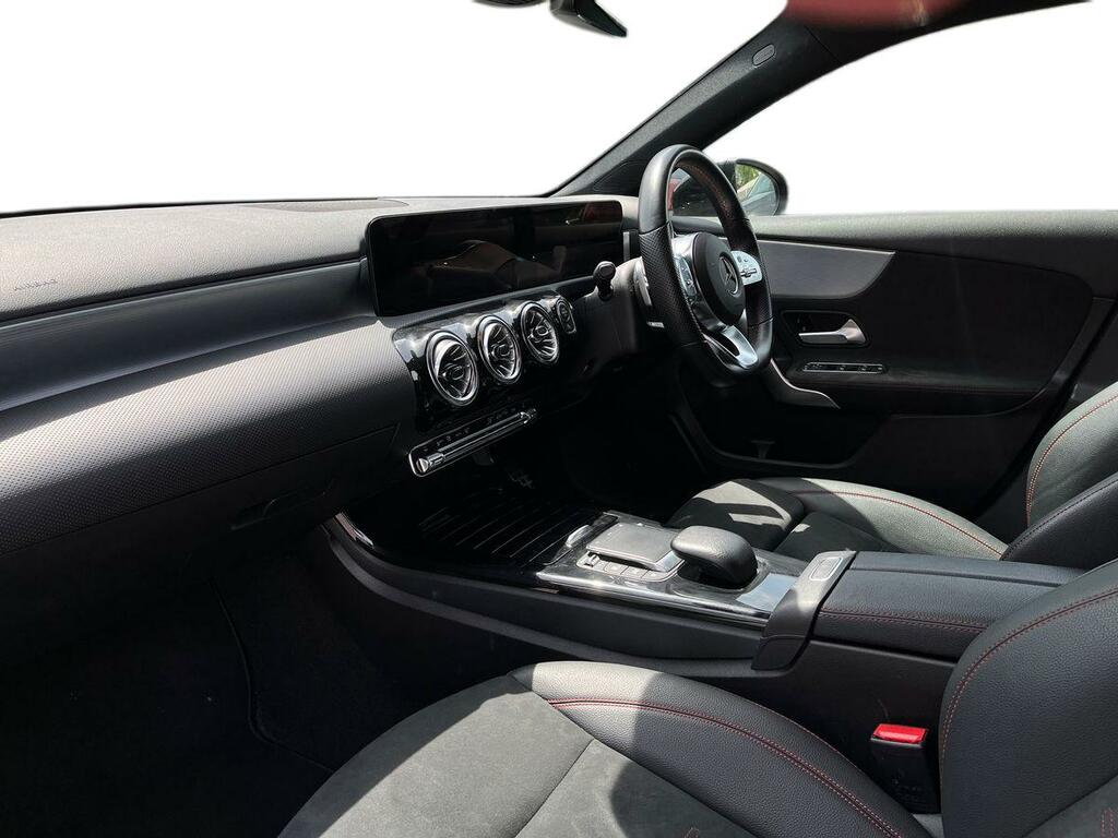 Mercedes-Benz A Class 1.3 A200 Amg Line Premium 7G-dct Euro 6 Ss KP23LXS Black #3