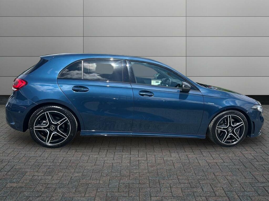 Mercedes-Benz A Class 2.0 A250 Amg Line Edition Executive Hatchback CV22KNP Blue #5