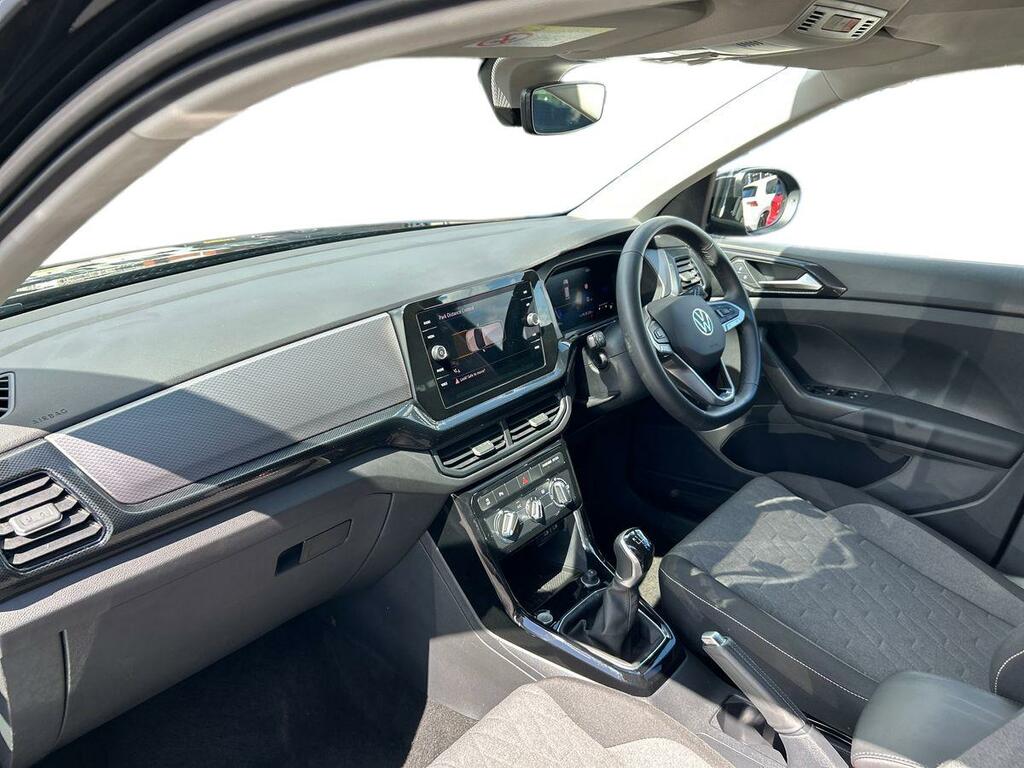 Volkswagen T-Cross 1.0 Tsi Match Euro 6 Ss GD25AVY Black #3