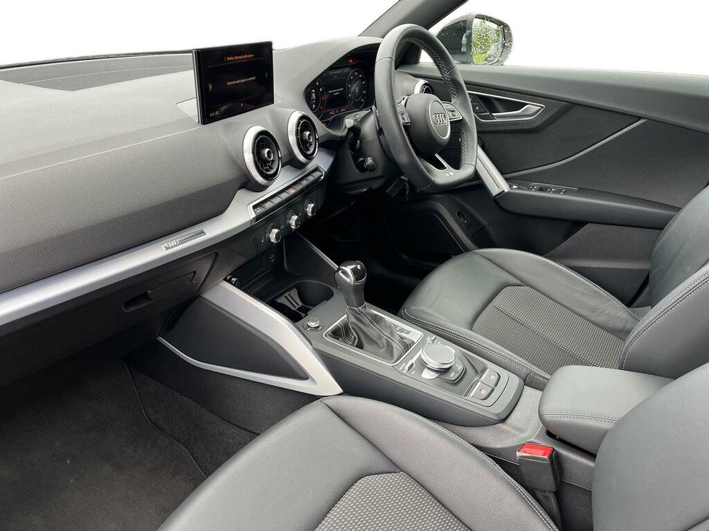 Audi Q2 1.5 Tfsi Cod 35 Black Edition S Tronic Euro 6 Ss VN23GGX White #3