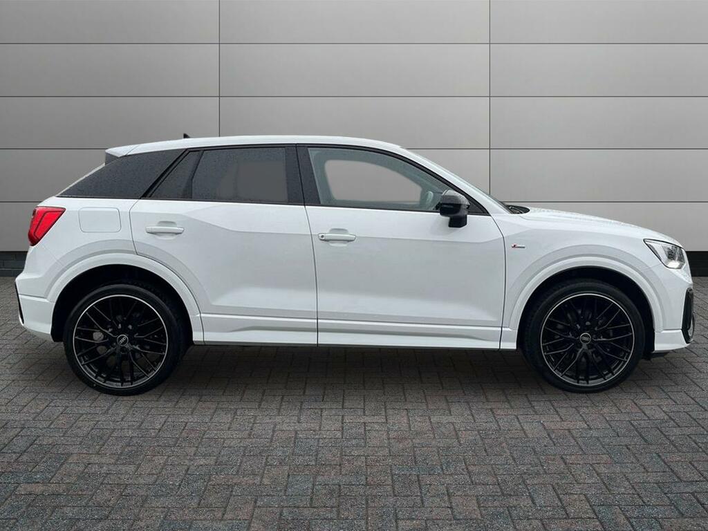 Audi Q2 1.5 Tfsi Cod 35 Black Edition S Tronic Euro 6 Ss VN23GGX White #5