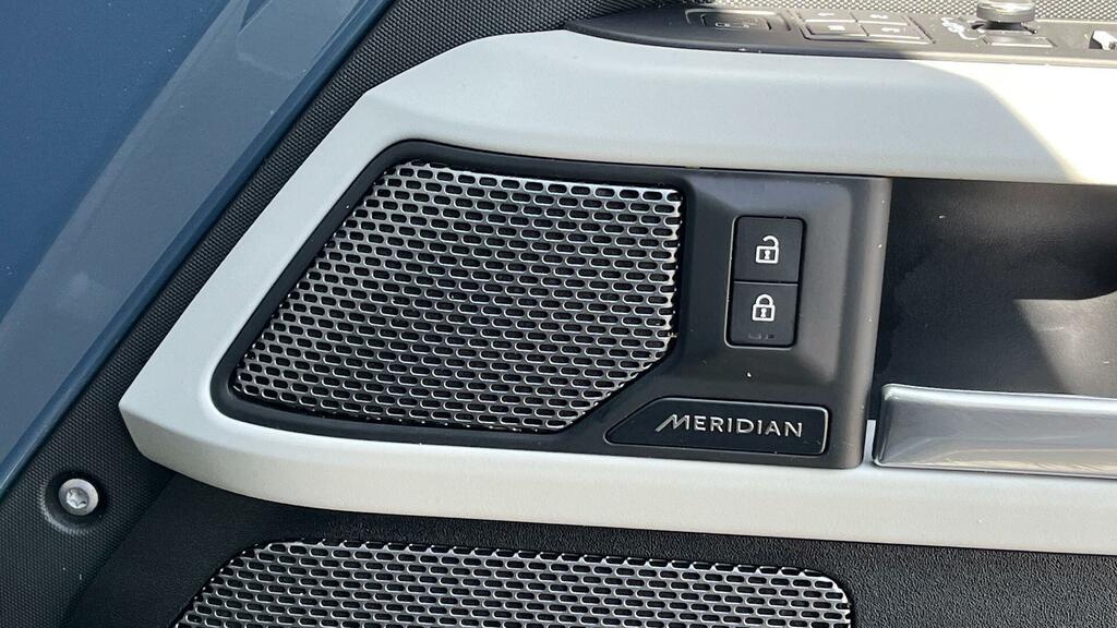 Land Rover Defender 90 Defender 3.0 D200 S 90 6 Seat Blue #24