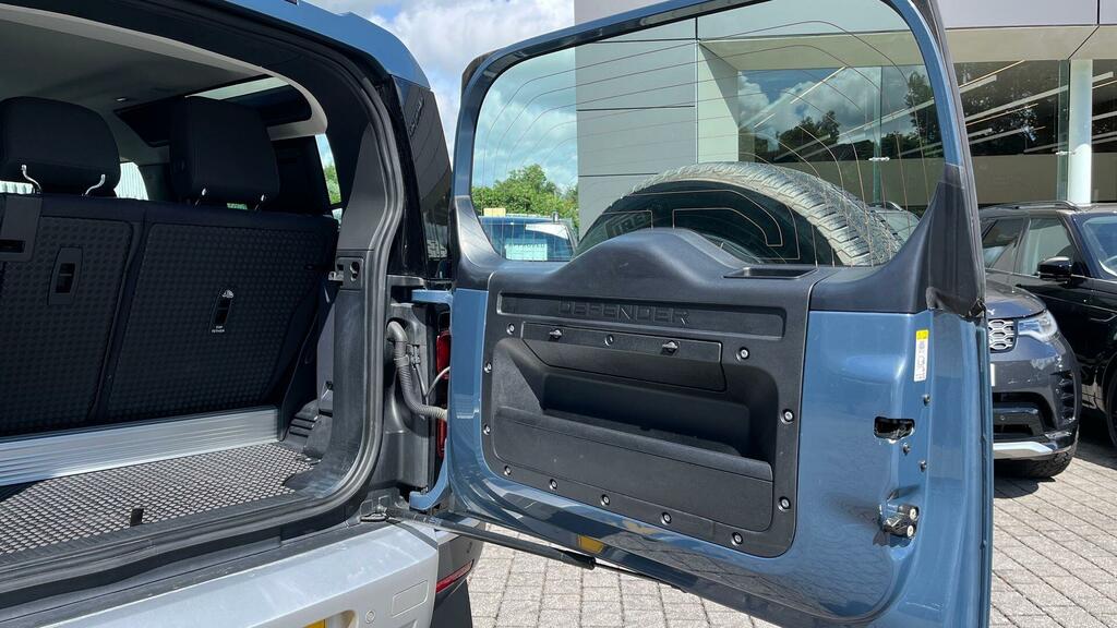 Land Rover Defender 90 Defender 3.0 D200 S 90 6 Seat Blue #39