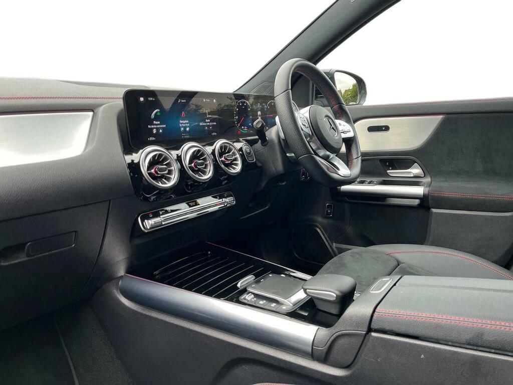 Mercedes-Benz EQA Eqa 250 70.5Kwh Amg Line Suv 1 FV23GUC Black #3