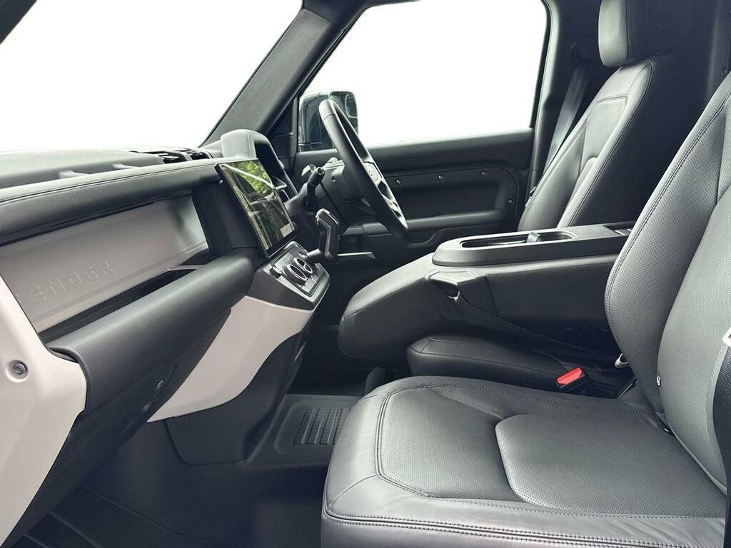 Land Rover Defender 3.0 D350 Hard Top X-dynamic Hse Green #3