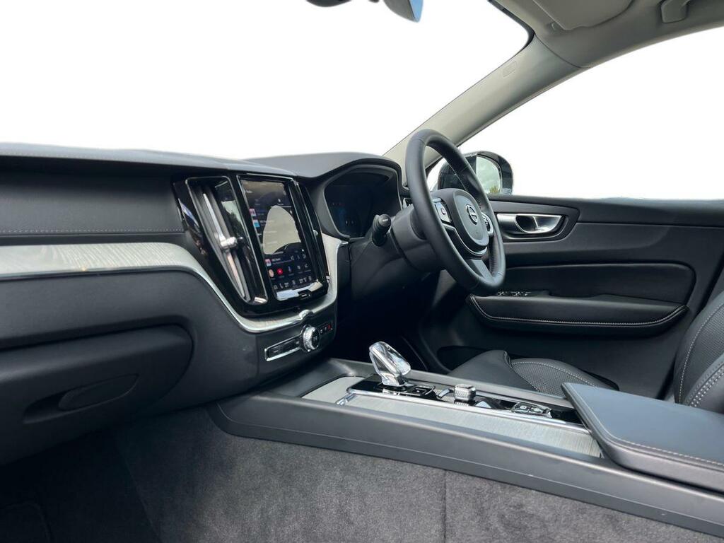 Volvo XC60 2.0 B5 Mhev Ultra Dark Suv Hybrid CV25HYC Grey #3