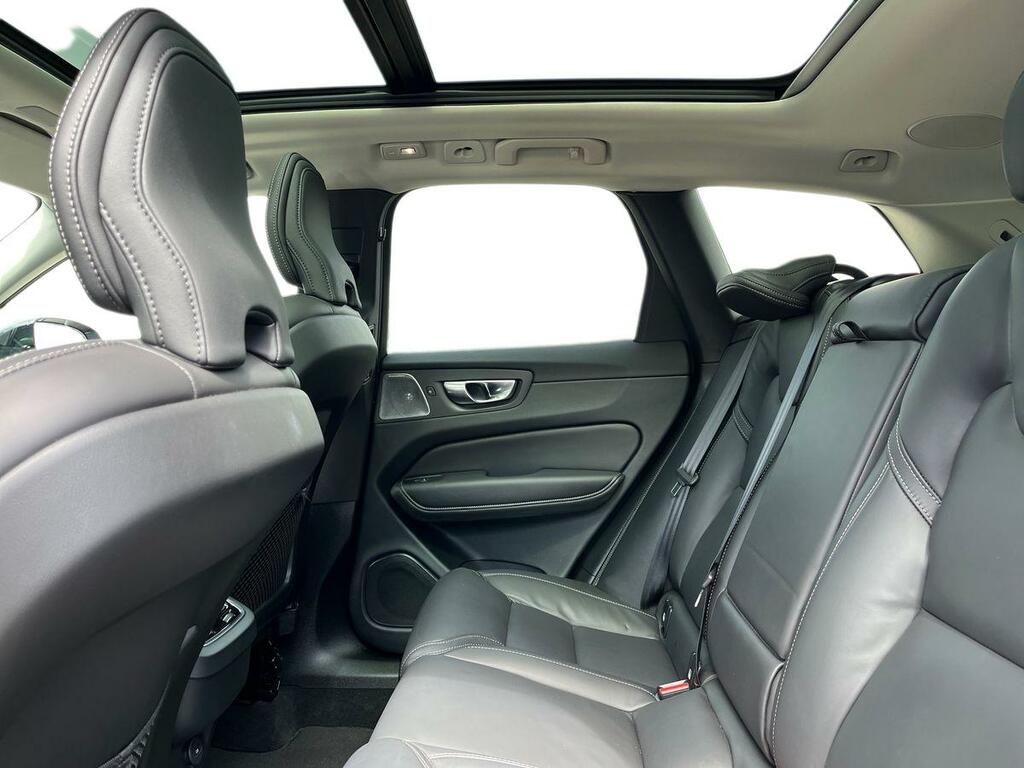 Volvo XC60 2.0 B5 Mhev Ultra Dark Suv Hybrid CV25HYC Grey #4