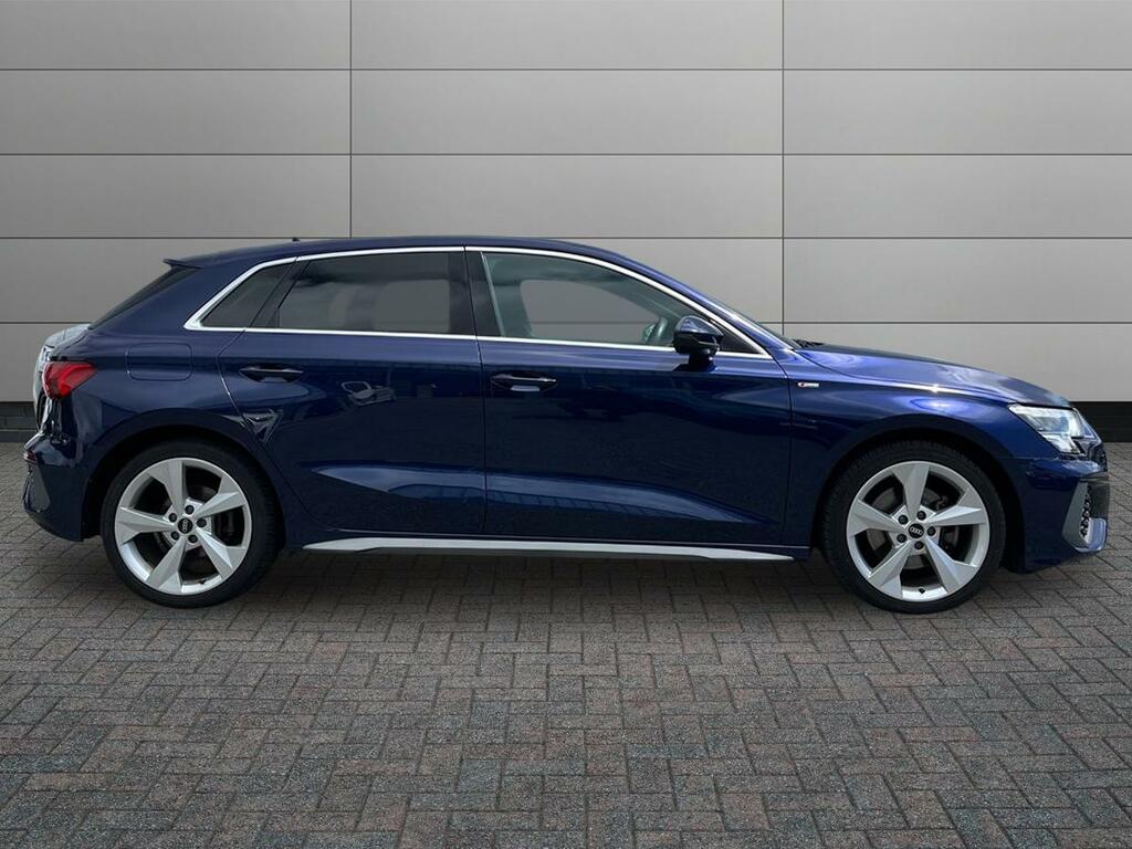 Audi A3 1.5 Tfsi 35 S Line Sportback Euro 6 Ss Blue #5
