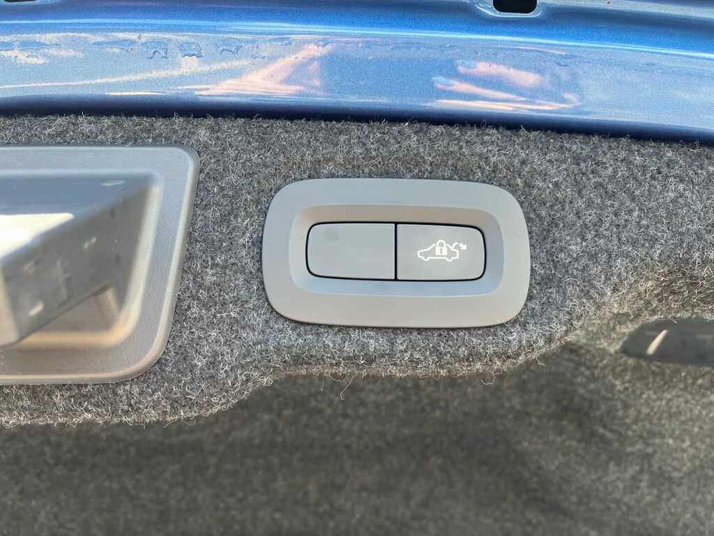 Volvo S60 T5 R-design Plus Camera, Heated Seats Grey #25