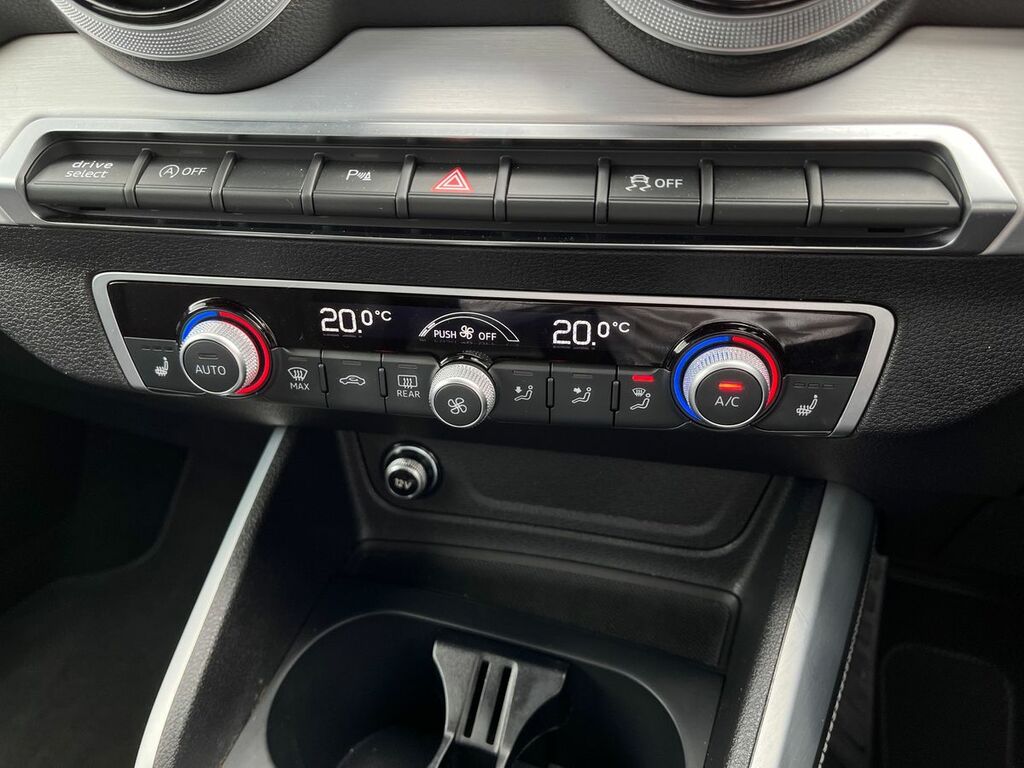 Audi SQ2 Black Edition Tfsi 300 Ps S Tronic Silver #10
