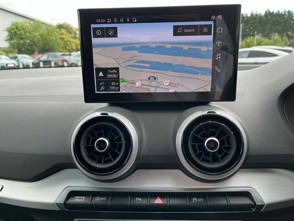 Audi SQ2 Black Edition Tfsi 300 Ps S Tronic Silver #39