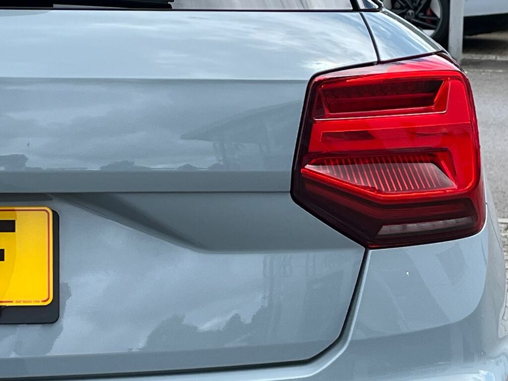 Audi SQ2 Black Edition Tfsi 300 Ps S Tronic Silver #18