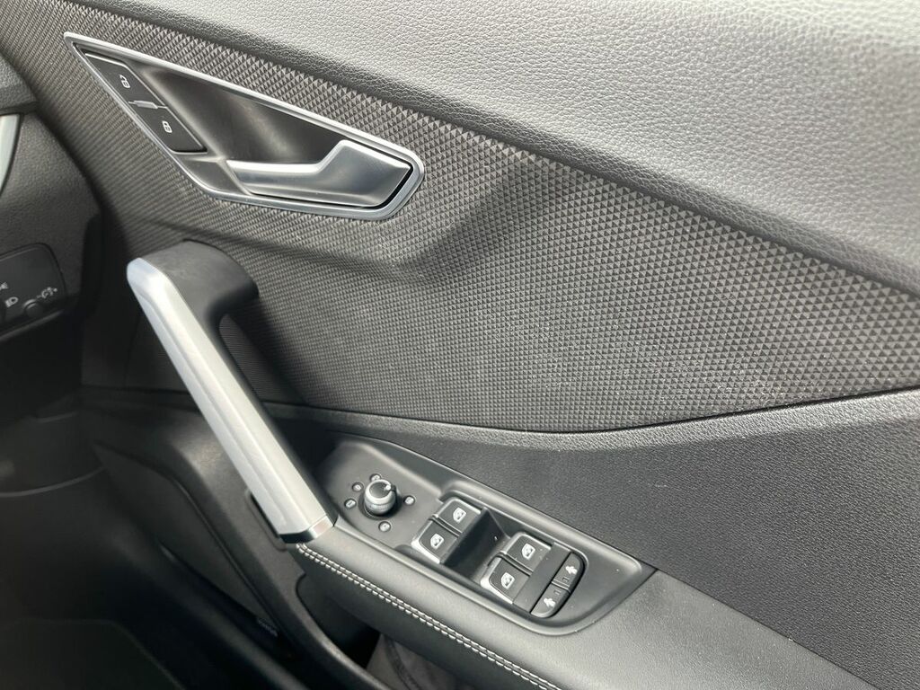 Audi SQ2 Black Edition Tfsi 300 Ps S Tronic Silver #36