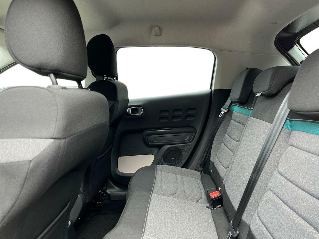 Citroen C3 1.5 Bluehdi Shine Plus Hatchback White #4