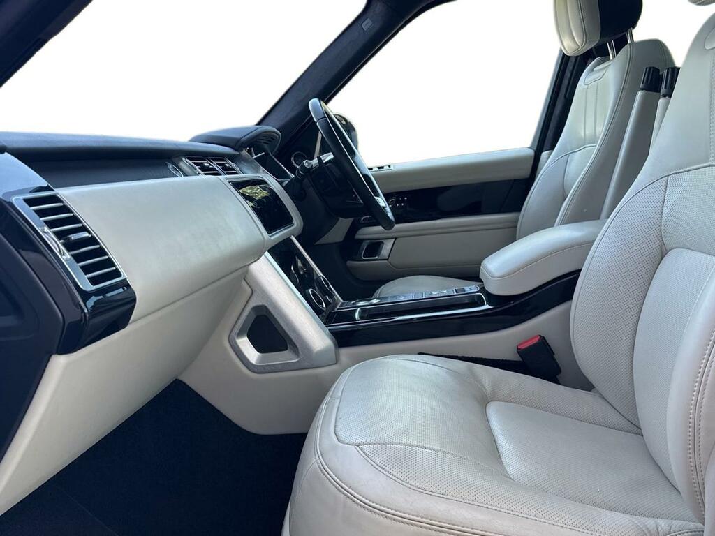 Land Rover Range Rover 3.0 D300 Westminster Black Black #3