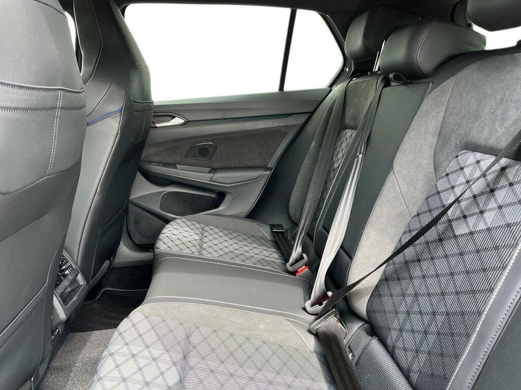 Volkswagen Golf 2.0 Tdi Black Edition Dsg Euro 6 Ss CU26LMJ Grey #4