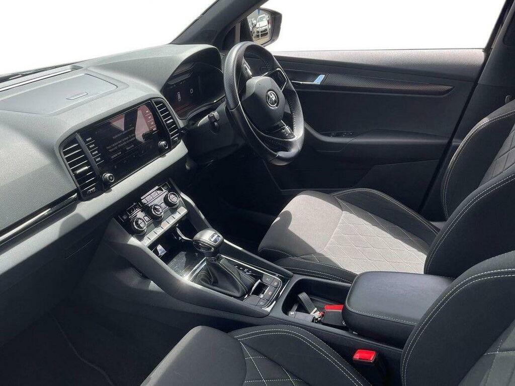 Skoda Karoq 1.5 Tsi Sportline Dsg Black #3