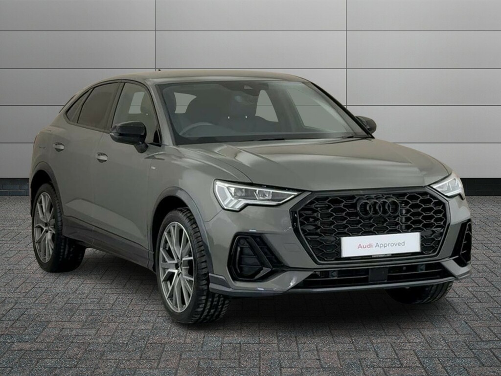 Audi Q3 1.5 Tfsi Cod 35 Black Edition Sportback S Tronic E Grey