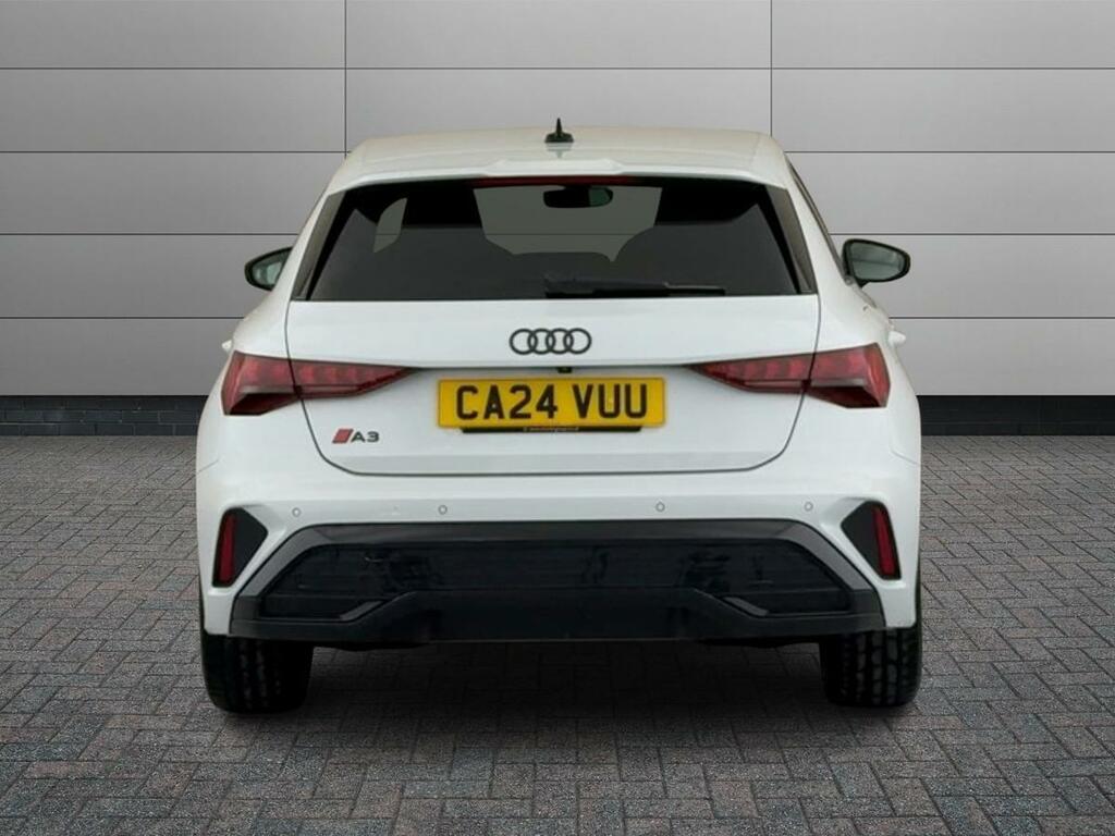Audi A3 1.5 Tfsi 35 Black Edition Sportback S Tronic Euro CA24VUU White #6