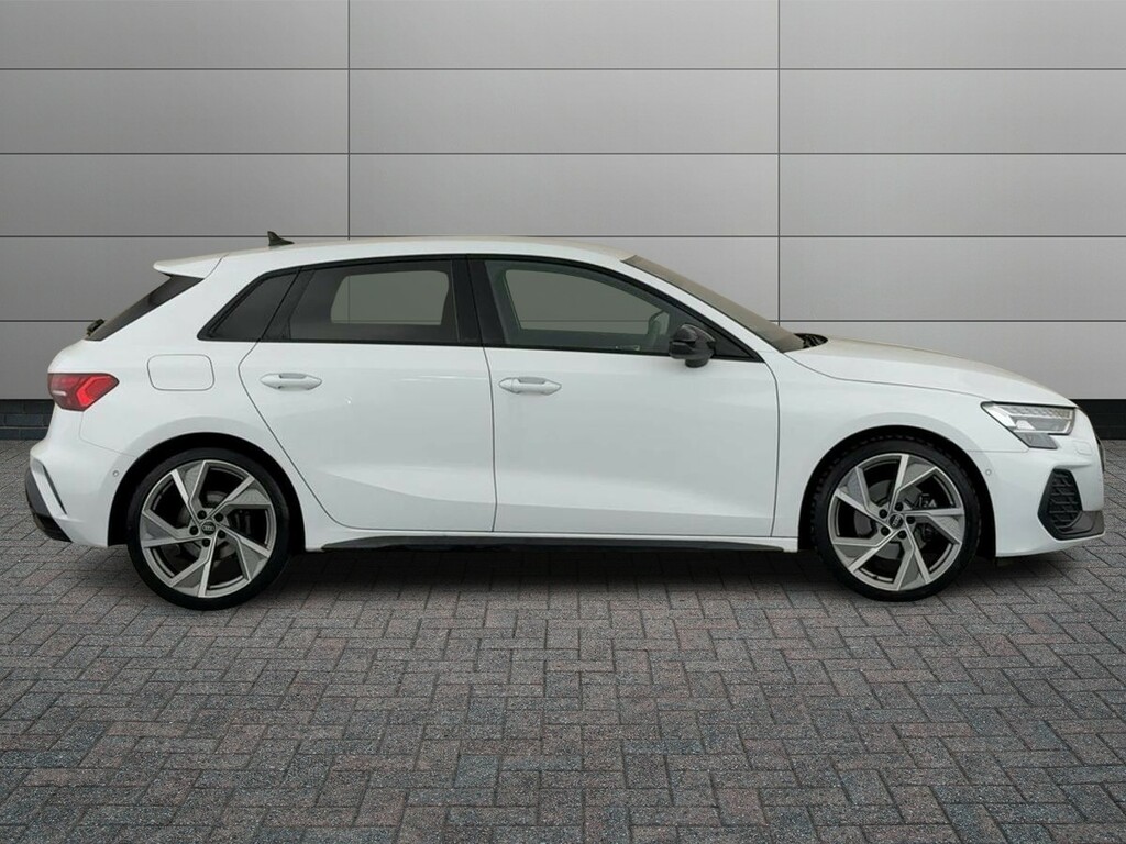 Audi A3 1.5 Tfsi 35 Black Edition Sportback S Tronic Euro CA24VUU White #5
