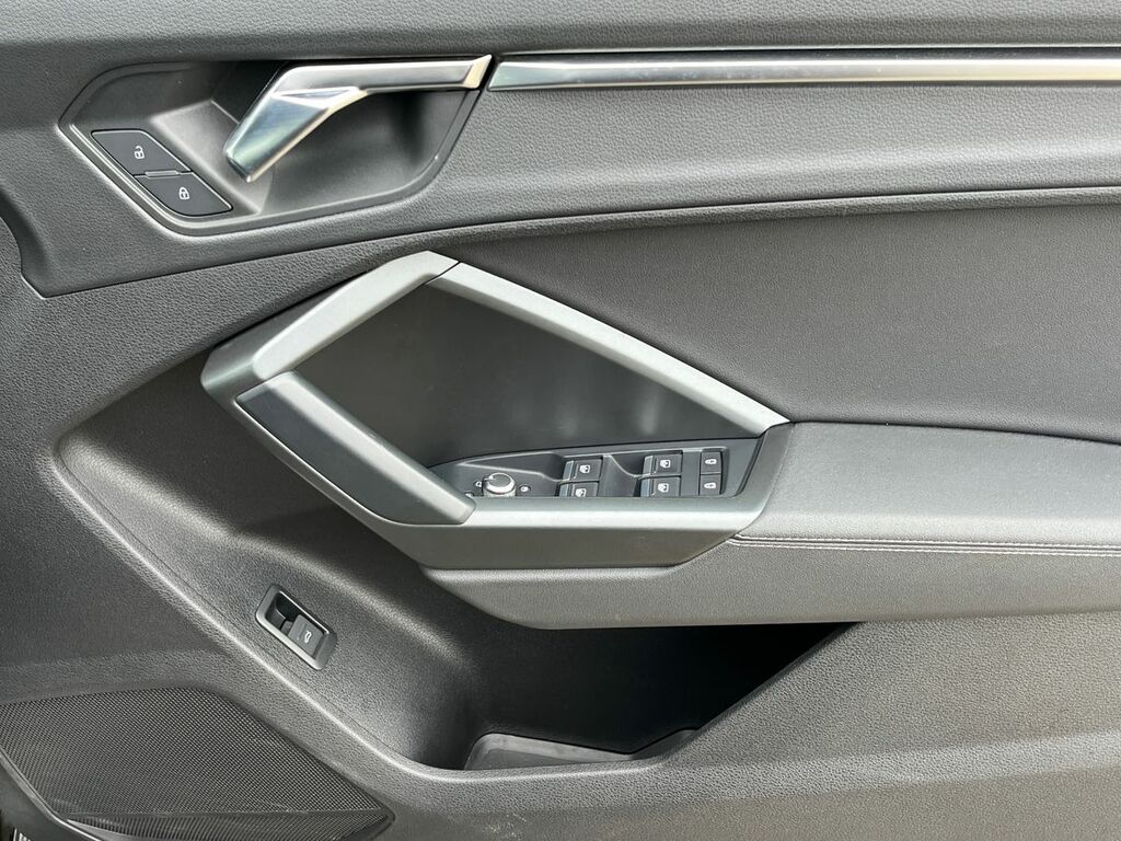 Audi Q3 35 Tfsi S Line White #39