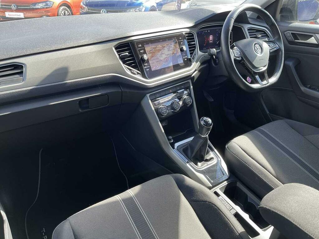 Volkswagen T-Roc 1.0 Tsi Design Euro 6 Ss CU20WGX White #2