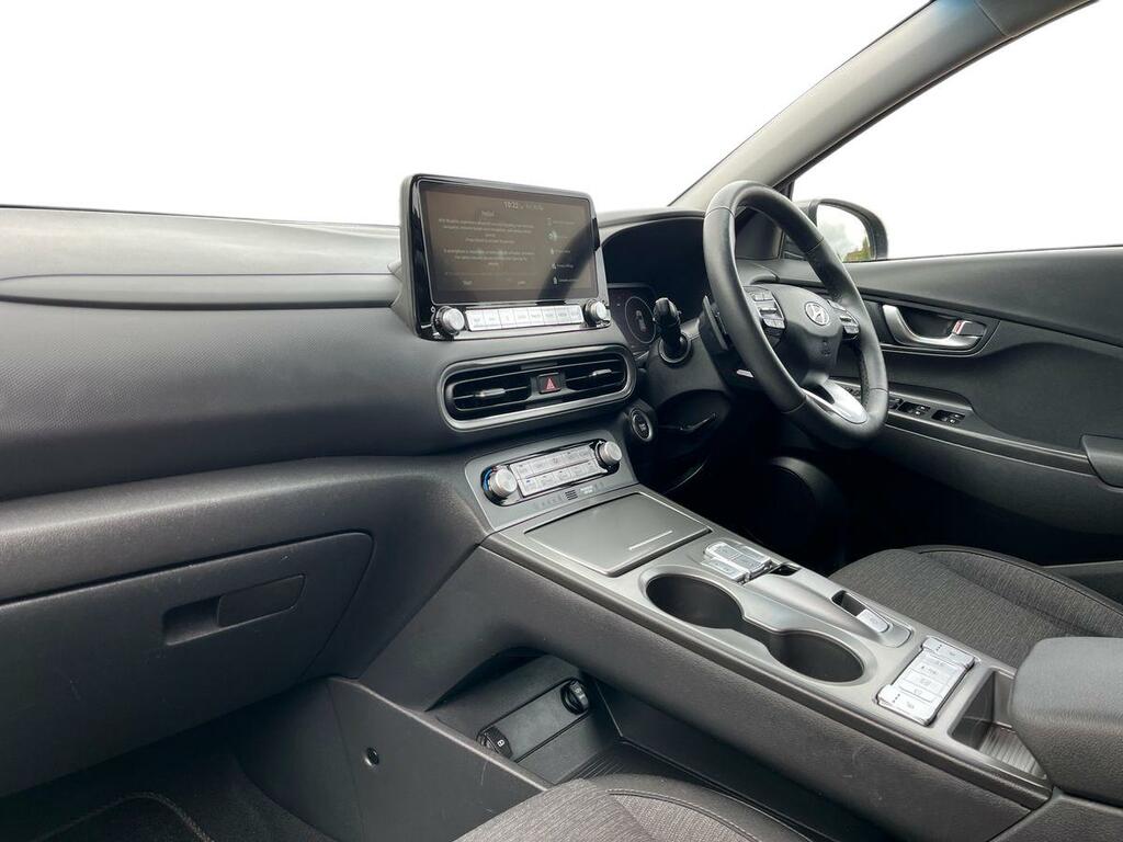 Hyundai Kona 64Kwh Premium Suv 10.5Kw Charge Grey #3