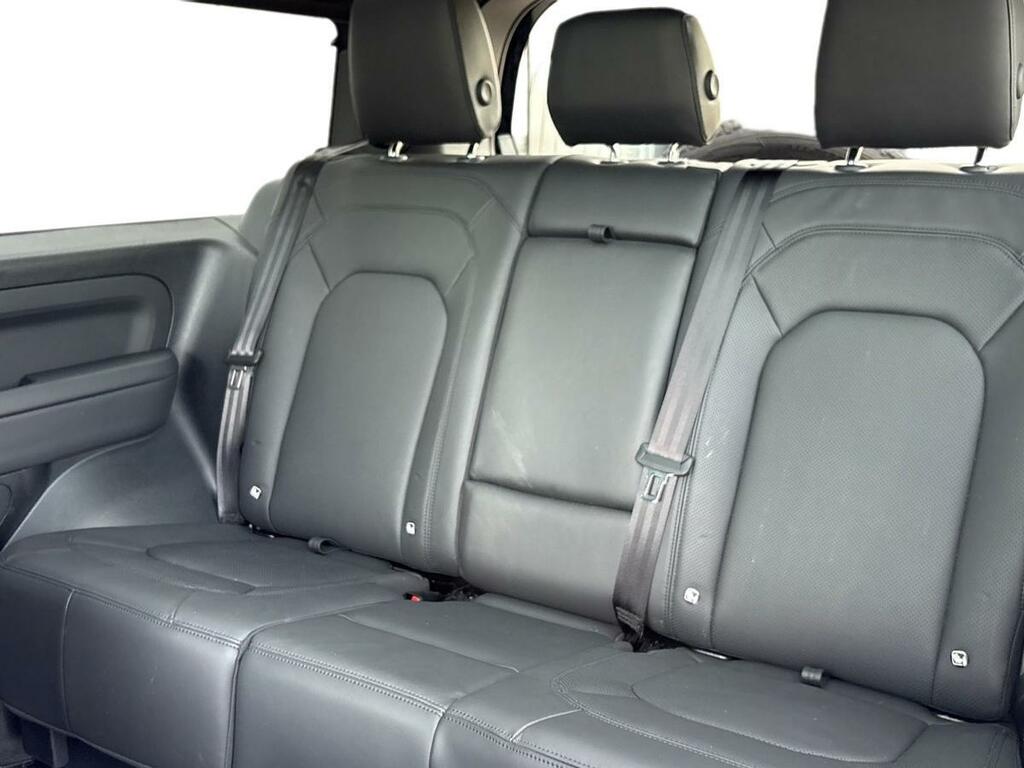 Land Rover Defender 90 3.0 D350 X-dynamic Hse Black #4