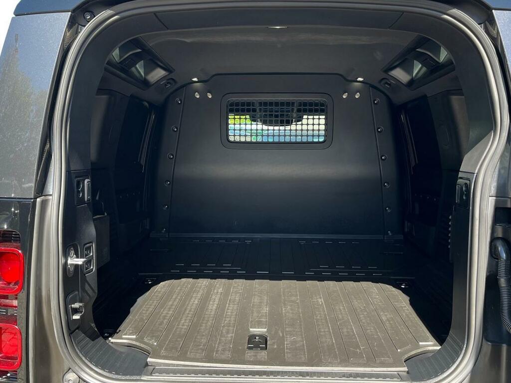 Land Rover Defender 3.0 D250 Hard Top X-dynamic Se Grey #4