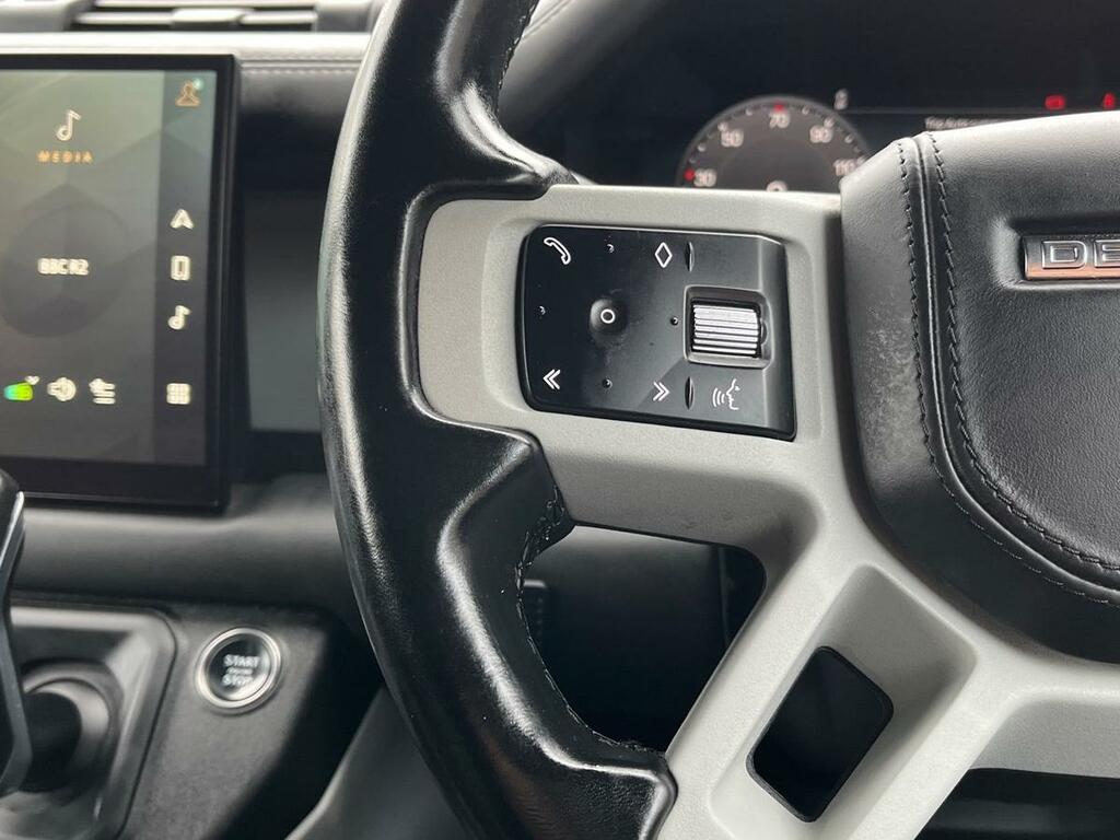 Land Rover Defender D250 X-dynamic Hse Green #27