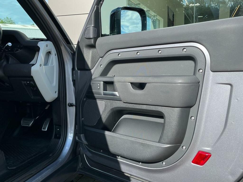 Land Rover Defender 90 D200 Grey #36