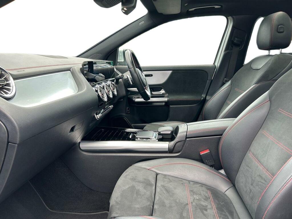 Mercedes-Benz EQA Eqa 250 66.5Kwh Amg Line Premium Silver #3