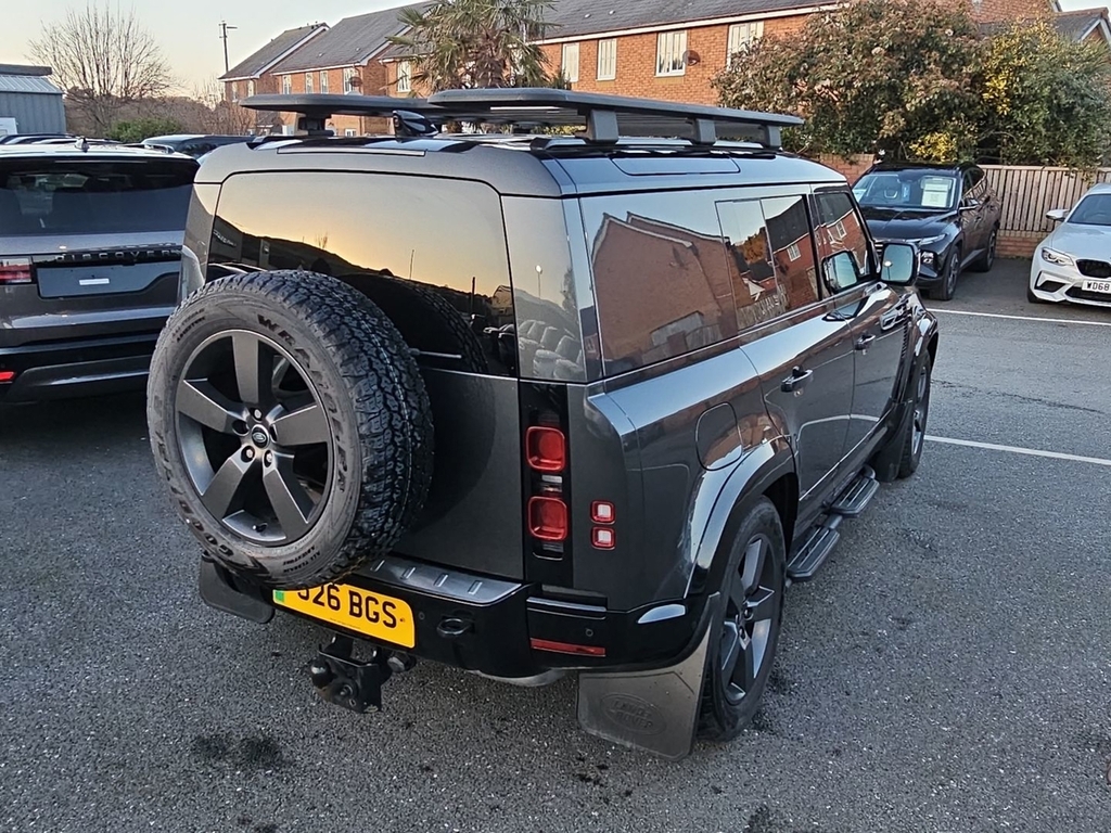 Land Rover Defender X-dynamic Hse Black #30