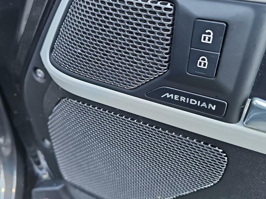 Land Rover Defender X-dynamic Hse Black #39