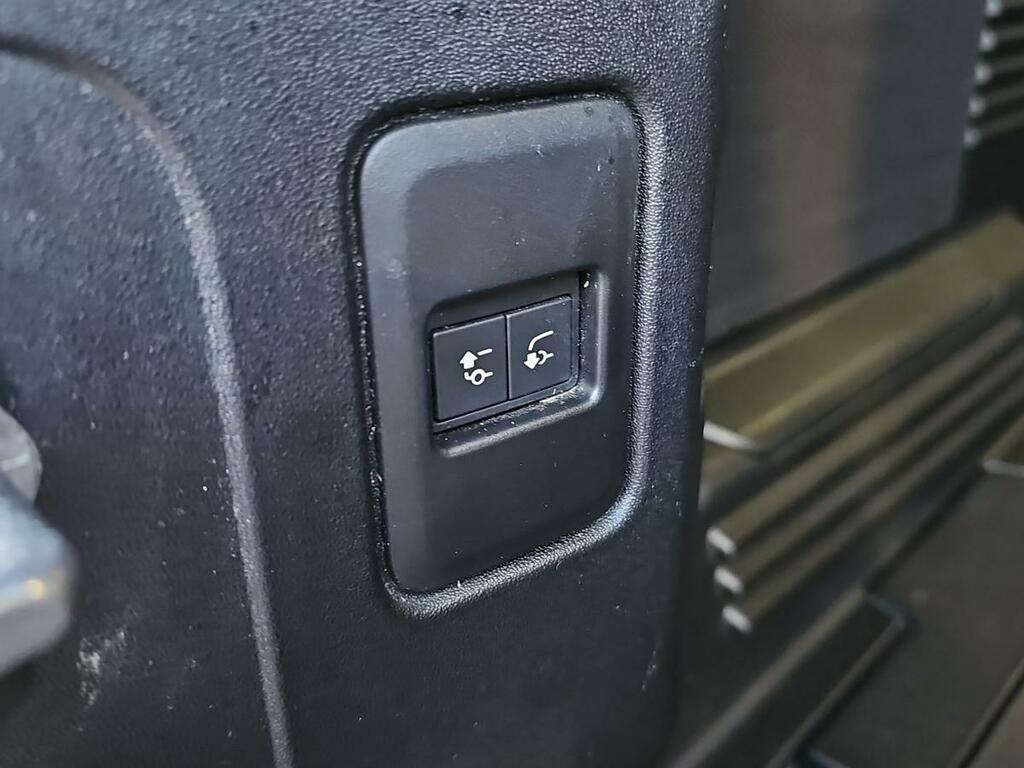 Land Rover Defender X-dynamic Hse Black #23
