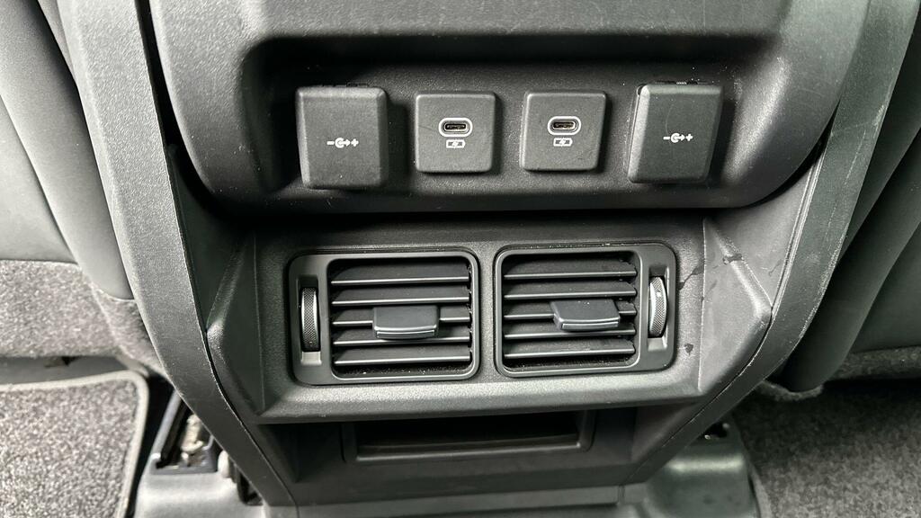 Land Rover Defender 110 Suv Black #18
