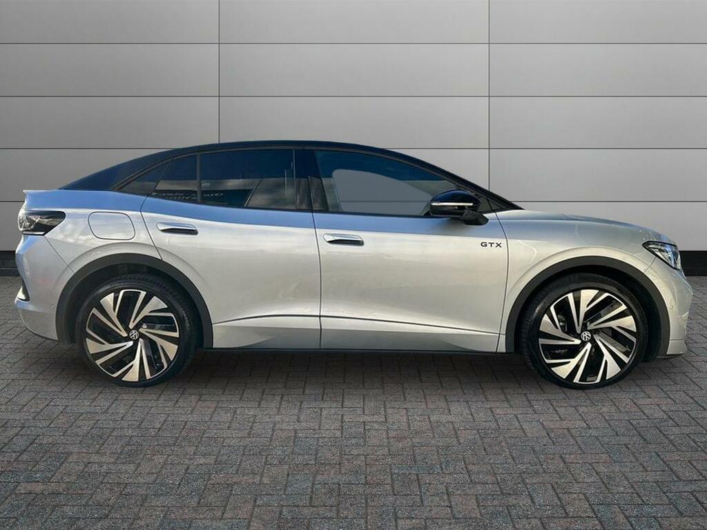 Volkswagen ID.5 Pro 77Kwh Match White #8