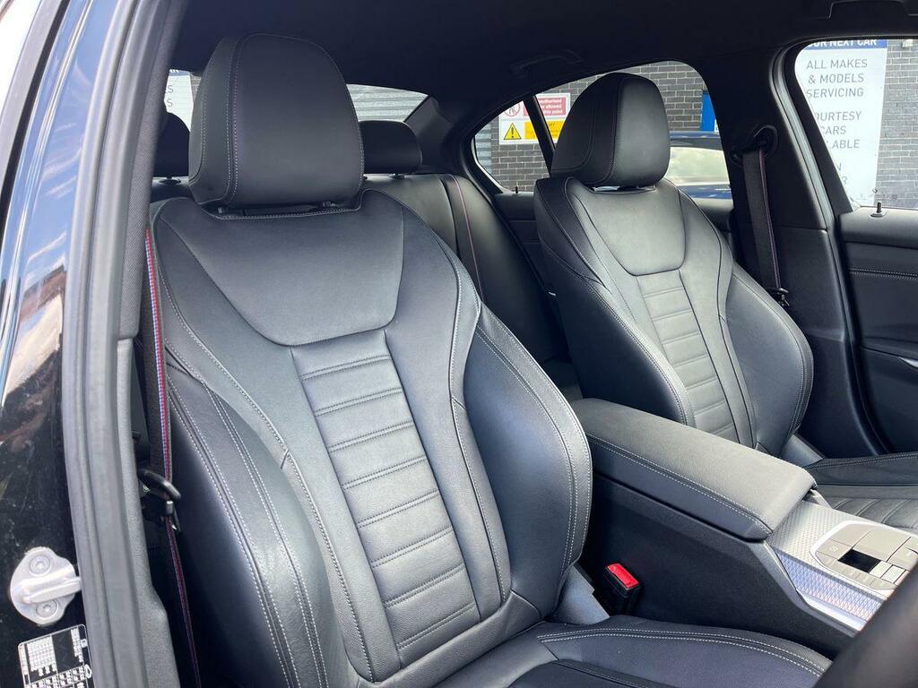 BMW 3 Series 2L M Sport Blue #28