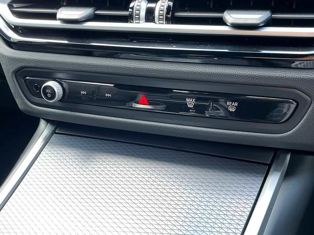 BMW 3 Series 2L M Sport Blue #35