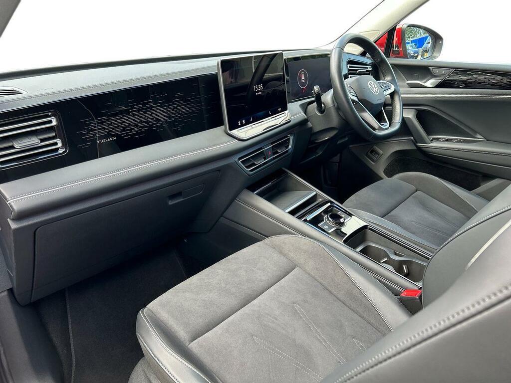 Volkswagen Tiguan 1.5 Etsi 150 Elegance Dsg Red #3
