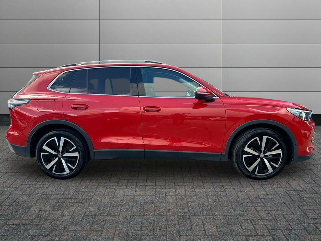 Volkswagen Tiguan 1.5 Etsi 150 Elegance Dsg Red #5
