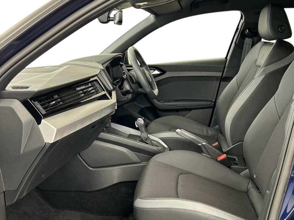 Audi A1 1.5 Tfsi 35 Black Edition Sportback S Tronic Euro Blue #3