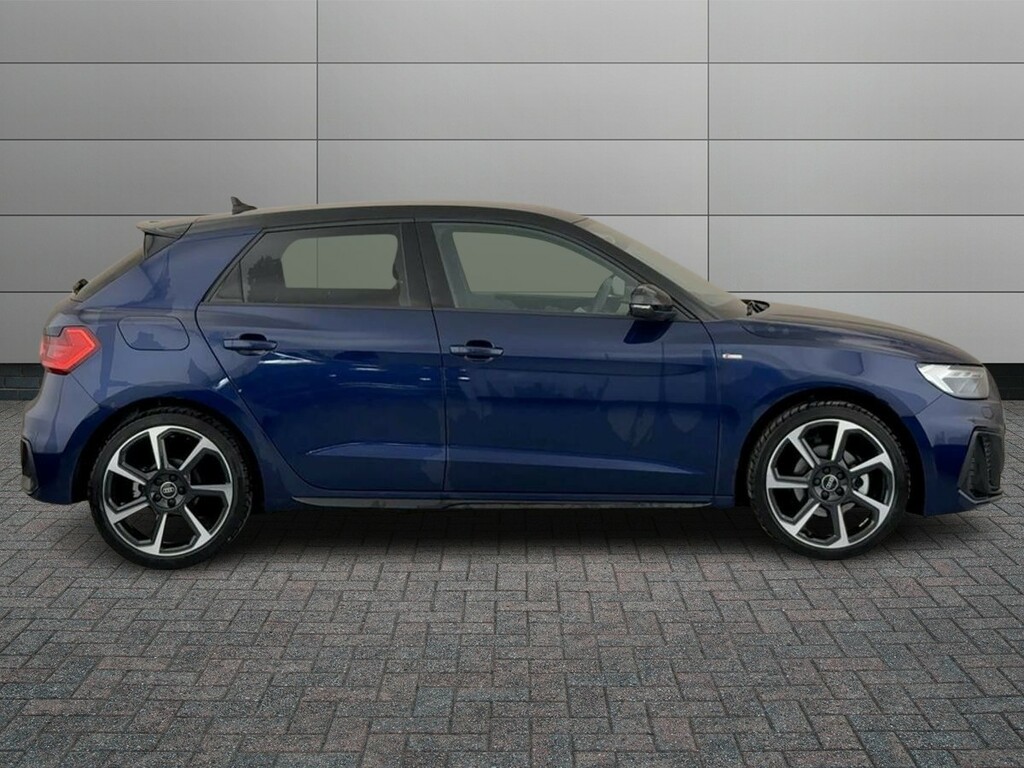 Audi A1 1.5 Tfsi 35 Black Edition Sportback S Tronic Euro Blue #5