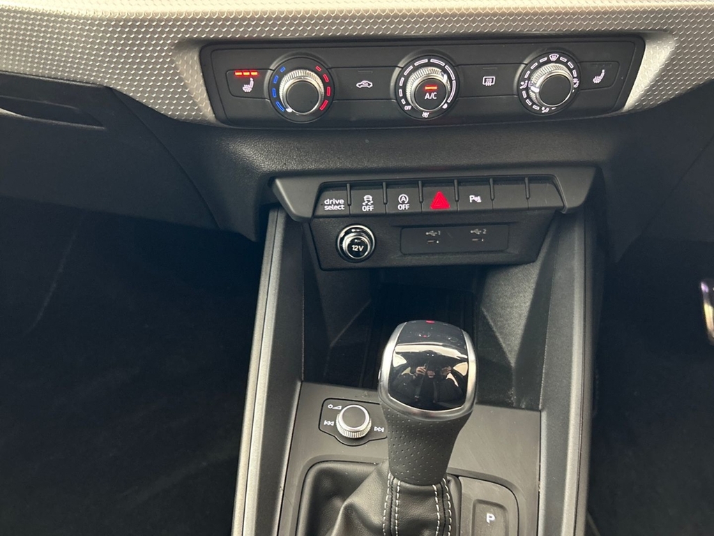 Audi A1 25 Tfsi Black Edition S Tronic Blue #10