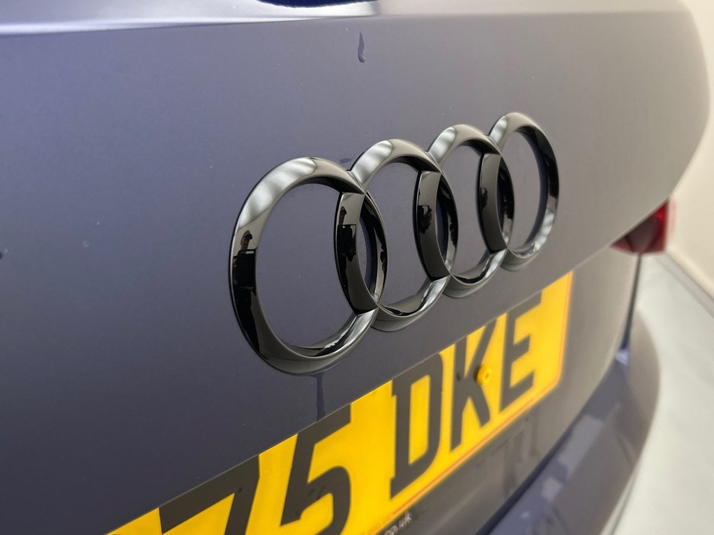 Audi A1 25 Tfsi Black Edition S Tronic Blue #25